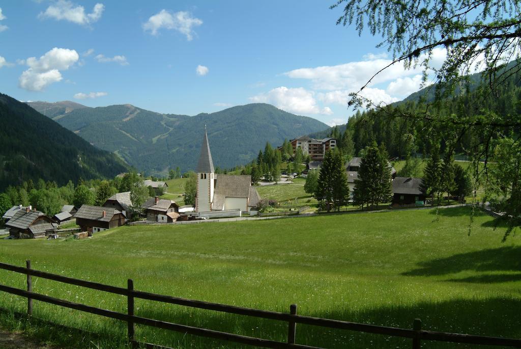 Hotel St. Oswald Bad Kleinkirchheim Exterior foto